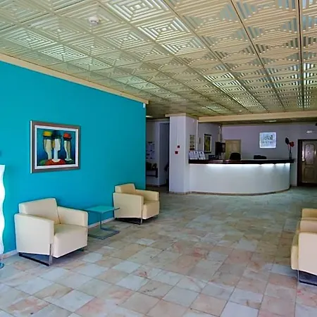 Aparthotel Mirachoro 3*